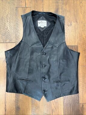 Black Men's Buttoned Lambskin Leather Vest